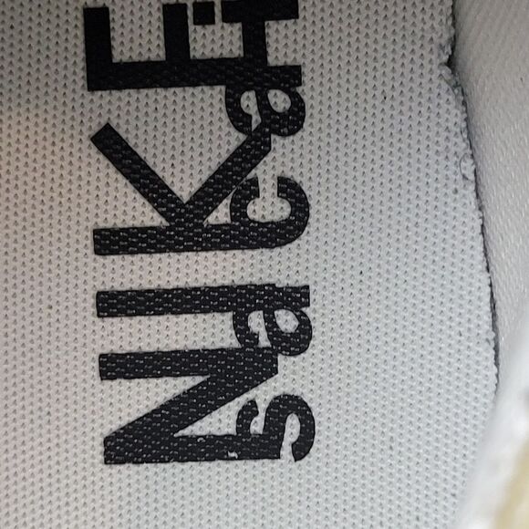 Nike Blazer × Sacai Men's Sneaker Size 10 Low Top Patent Leather DM6443-100 Shoe - Picture 10 of 11